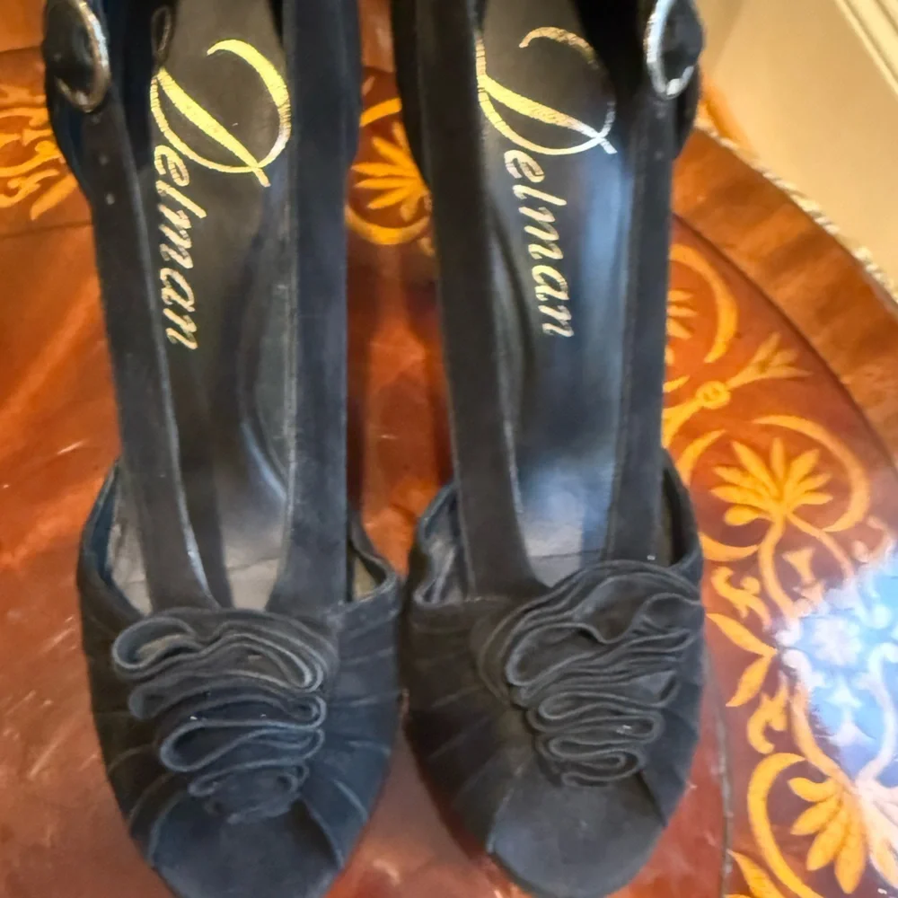 NWOT Delman Black Suede Leather Slingback 4.5”Heels w/Ruffle Size 7.5 MSRP $345 - Picture 11 of 15